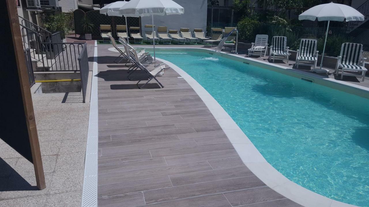 Hotel Orly Cesenatico Ngoại thất bức ảnh